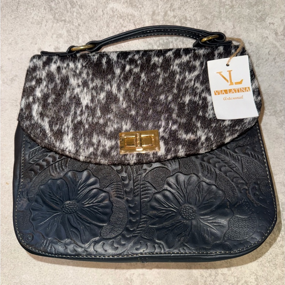 Via Latina Artisanal Leather Black Purse